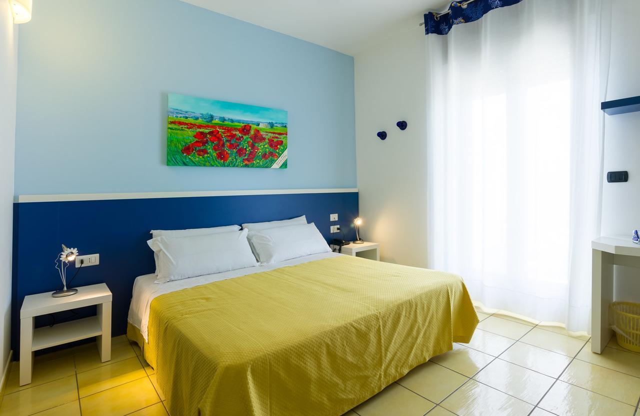 Gigli Hotel Salento Марина ди Песколусе Екстериор снимка